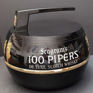 Seagram's 100 Piper's Deluxe Scotch Whisky Curling Stone Ice Bucket.